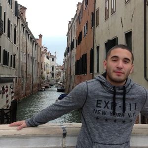 Meet your Posher, Joel